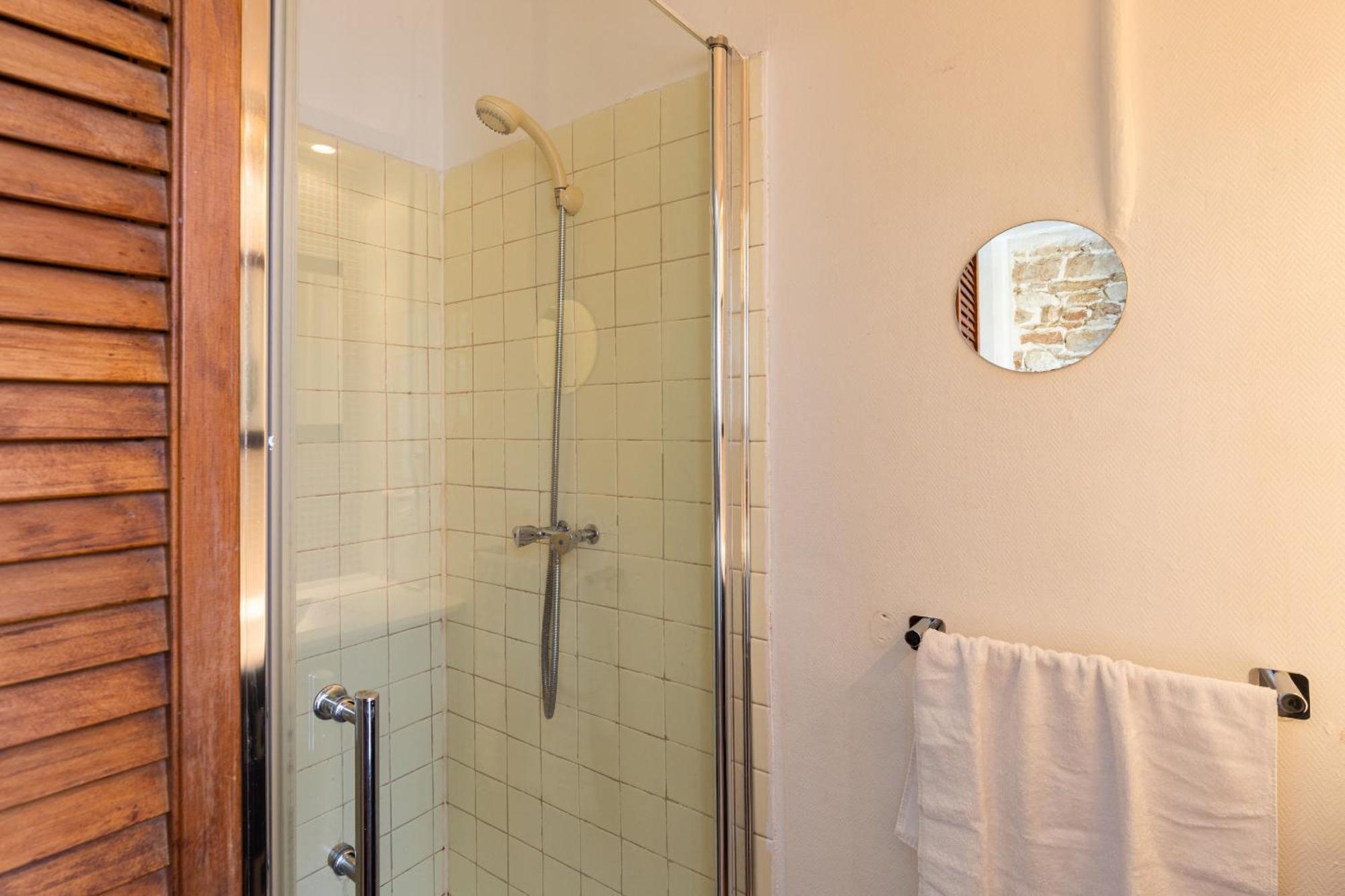 Apartamento Dify Adelaide Perrin - Ainay Lyon Exterior foto