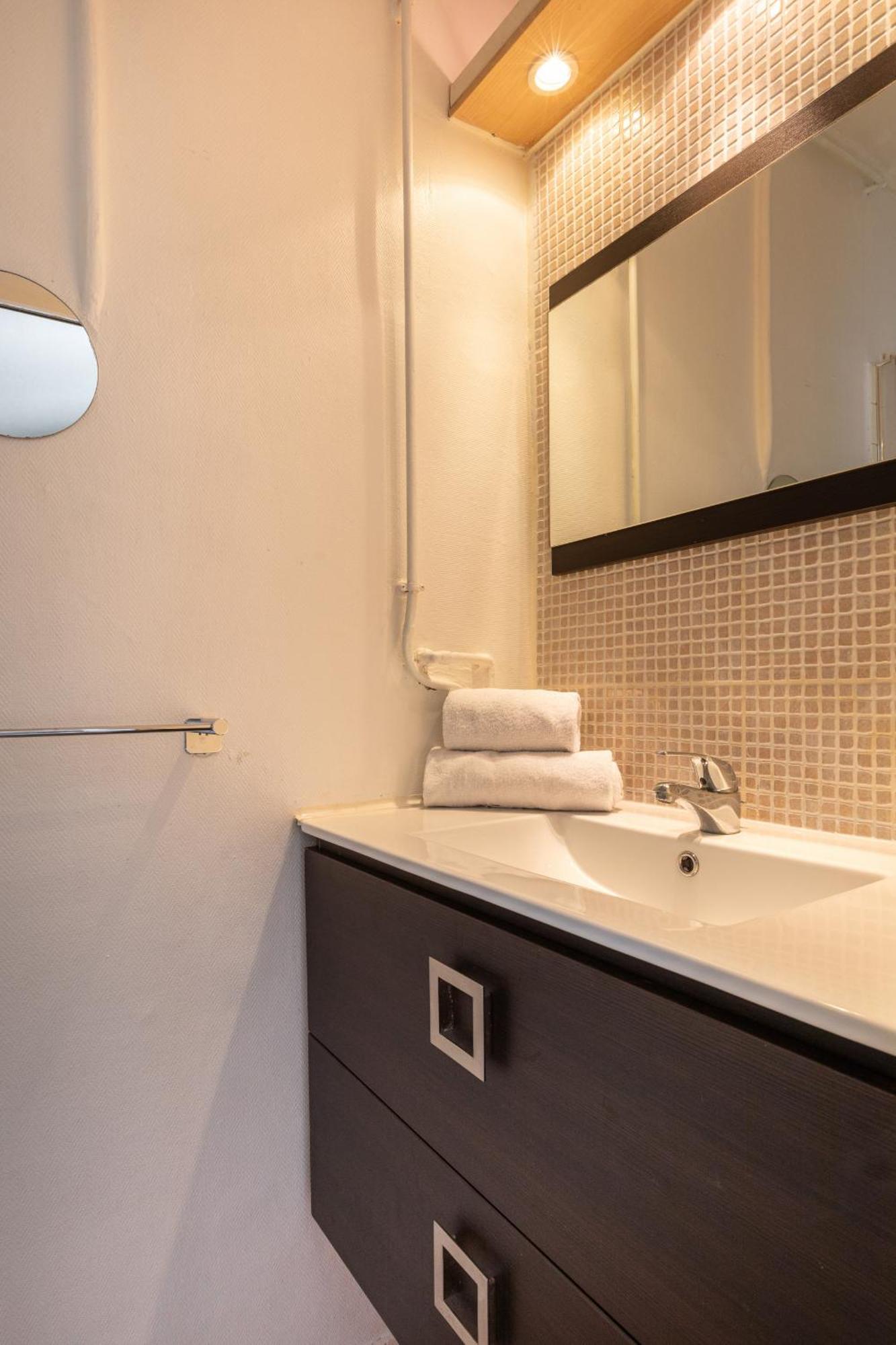 Apartamento Dify Adelaide Perrin - Ainay Lyon Exterior foto